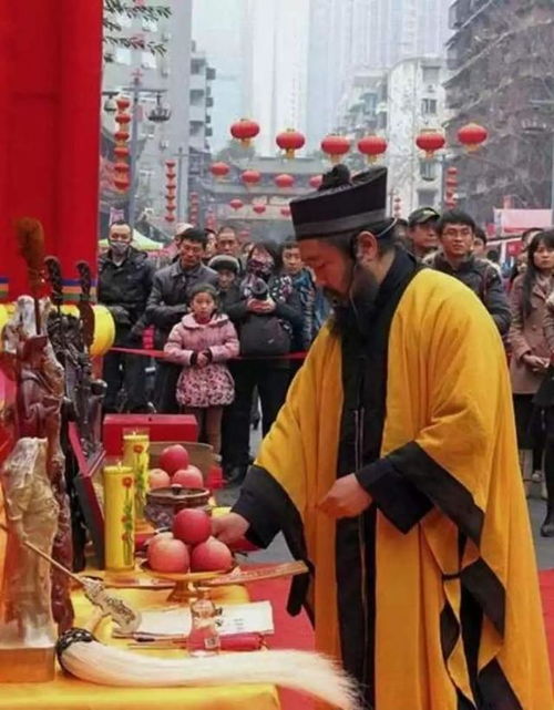 农历中国 三月十五 拜财神