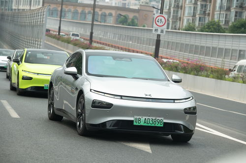 特斯拉召回203万辆电动汽车：Autopilot存在安全隐患