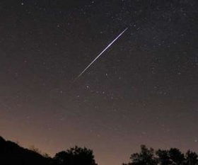 搞个昨天流星雨得照片看看