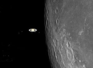 土星合月 16日上演 指环王 绰约风采可见 