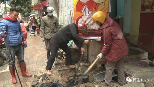 给力 居民楼下水道堵塞问题终得解决