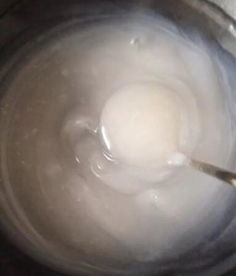 白凉粉是什么东西 白凉粉是用什么原料做出来的