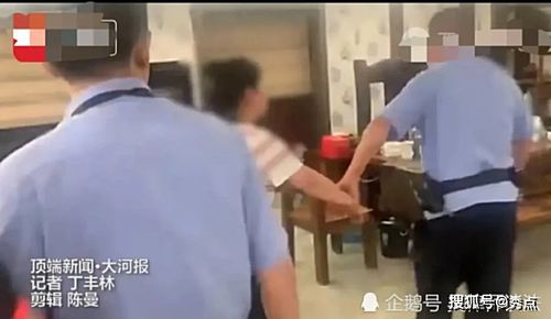 农民工为讨工资,痛哭下跪磕头求给钱