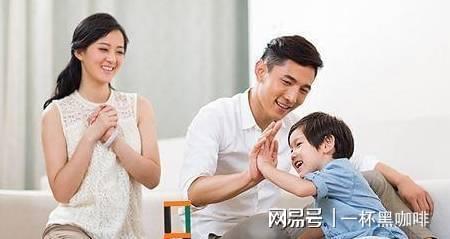 孩子家境好不好,外人看不出,老师一看便知晓,这两点根本藏不住