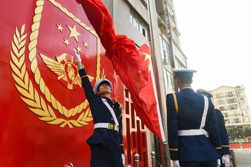 喜迎国庆 巴中消防举行升国旗仪式