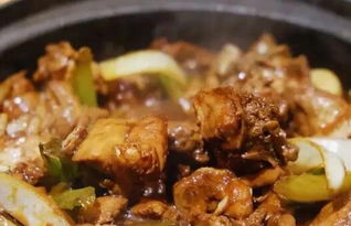 分享重庆鸡公煲的家常做法,和饭店里的味道一模一样 