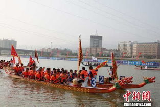 2016中国龙舟公开赛启幕 五百余名选手水上追逐 