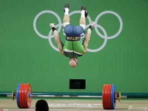 会后空翻的举重运动员1980年奥运会举重***亚美尼亚选手