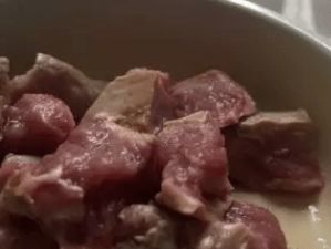 国产牛肉可以做生骨肉吗(生骨肉 国产牛肉)