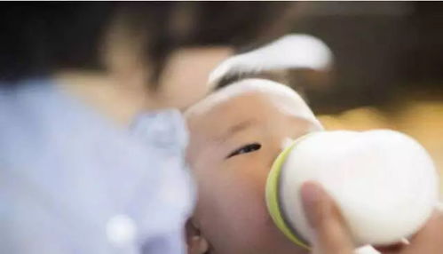 过了这个月龄,别让宝宝吃夜奶了 这些方法教你断夜奶