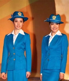 中国空姐制服发展史,从简单到精致,从清纯到优雅哪种风格你最爱