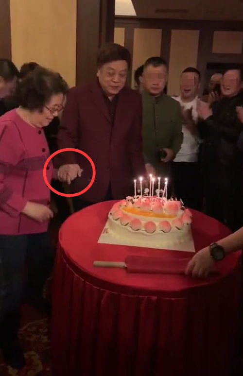 赵忠祥78岁生日当天因癌症去世,去世前妻子一直尽心照顾至离去