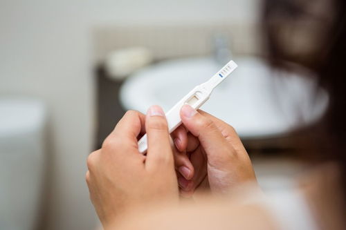 验孕棒阴性是怀孕吗 什么方式验孕最准确？感觉自己怀孕了，而用了两次验孕棒都是阴性？ 
