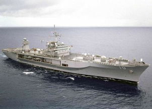 辽宁舰指挥中心罕见亮相 技术水平可与美军航母媲美