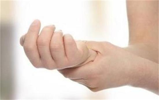 手腕疼痛怎么治疗最快 长期敲键盘，手腕疼，如何治疗？ 