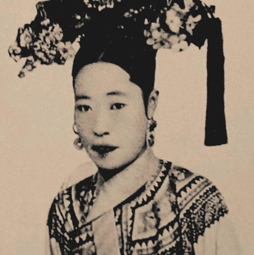清朝最西化的女人,光绪最宠爱的妃子,最后惨死井里至今是谜