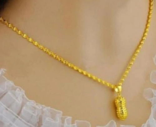 塔罗占卜 选一个你喜欢的金项链,测你有没有成为富婆的潜质