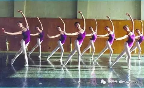 学舞先学中国舞