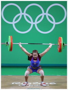 举重76公斤级表示什幺(泰国87公斤级女子举重运动员)