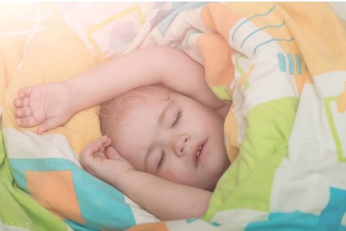 宝宝睡觉的4个 坏习惯 ,可能会影响孩子健康,家长应高度重视