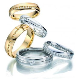 结婚戒指买黄金还是白金的好 给选择困难症的你作参考