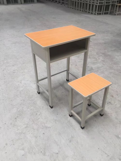 腾冲钢木带抽屉学生课桌椅来图可定制厂家