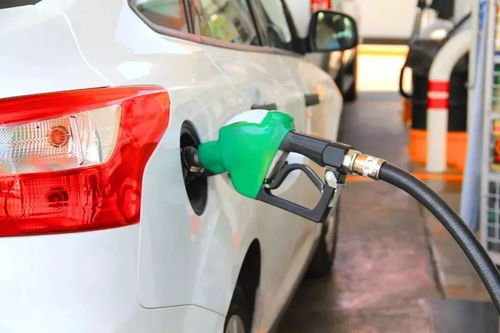 柴油消耗量大为什么还比汽油便宜