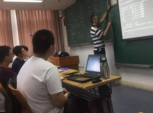 计算机专业老师水平低,北京大学的计算机老师收入低,为何却不去当程序员 过来人说内情...
