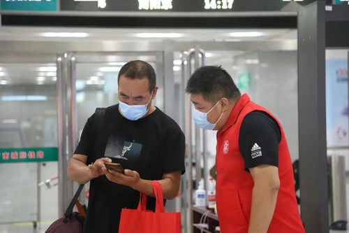 港区 硬核举措加精细服务 航检人在城铁防疫卡点坚守