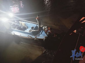 3名年轻人不慎被困珠江淤泥中越陷越深,军警民三方合力营救