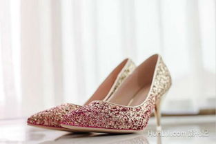 婚鞋可以穿多次,并不是只能结婚穿,也可以卖掉或者收藏