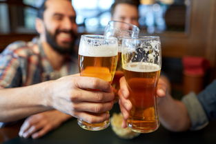 白酒 啤酒和红酒哪种对人体伤害最小