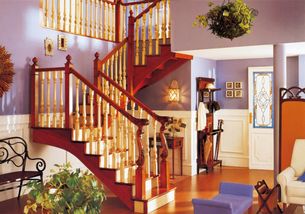 原木楼梯以自然给家恬淡感,原木楼梯装修价格推荐给你