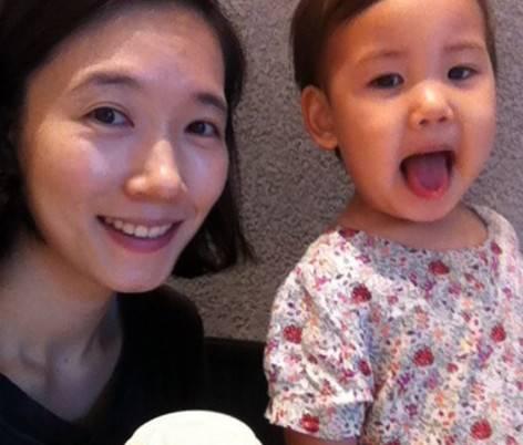 催泪 韩国妈妈借助VR技术重新见到了去世三年的女儿