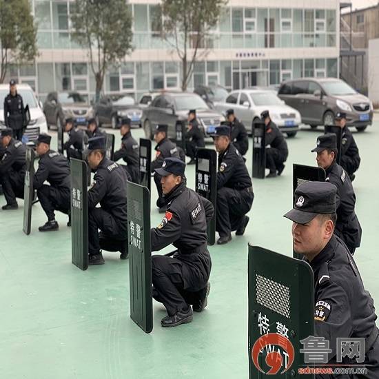 你好,警察节丨不同的节日,同样守护的藏蓝