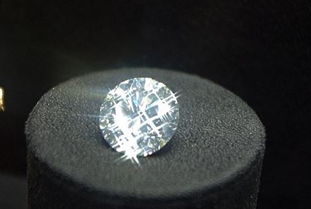 钻石起源 DIAMOND来源于外语DIAMAUND