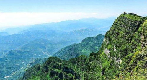 四川省的两个市,名字和同一座山有关,有你的家乡吗