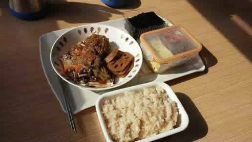 为什么不建议吃隔夜饭(为什么隔夜饭不能吃)