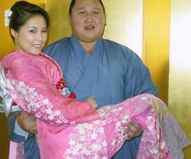 为什么很多日本女人,争先恐后嫁给日本相扑手 答案很现实