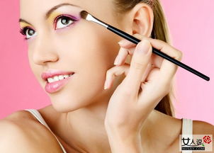 淡妆需要哪些化妆品 彩妆师详细讲解化妆步骤初学者必看