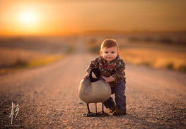 儿童摄影 Jake Olson 田野上的孩子 