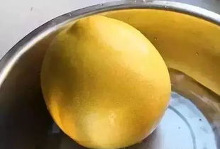 柚子皮要怎么弄好看(柚皮糖最正宗的做法)(怎么做柚子皮糖?)