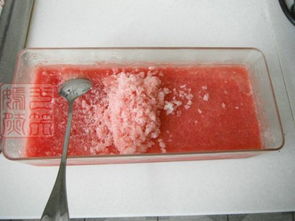 冰爽消暑的西瓜冰沙的家常做法 家常美食网 