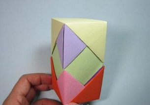 笔筒的折纸步骤 笔筒折纸教程 