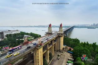 南京长江大桥今日正式恢复通行,手绘视频回忆50年大桥故事
