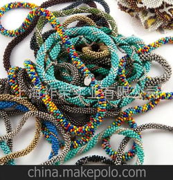 厂家加工米珠编织项圈 米珠编织挂件 米珠串珠项链 手工钩织项链
