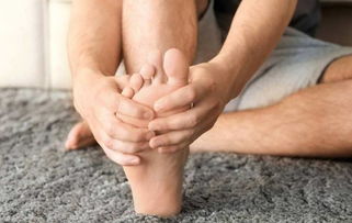 脚痛风可以用热水泡脚吗 详解泡脚对治疗痛风的好处