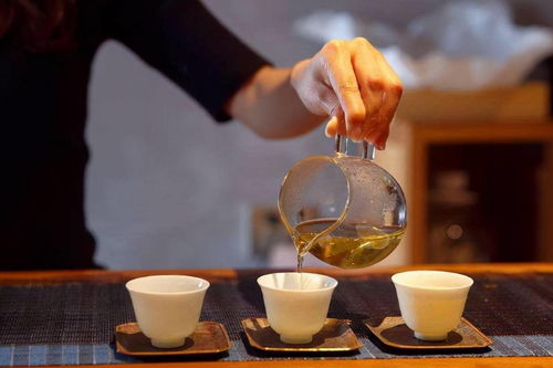 每天4 6杯茶,能降低痴呆症风险 相比喝茶,不如多关注早期表现