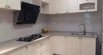 厨房装修要记住把橱柜挡板留出4公分,老婆切菜再也不用撅屁股
