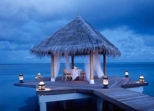马尔代夫坎迪马酒店享受浪漫的度假胜地